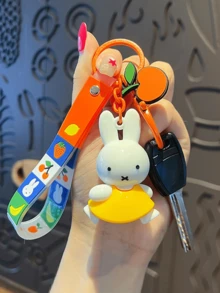 。 Makes a Perfect Present for Children & Teens, Adorable Decor for Your Keys or Bag, High-Quality Stuffed Toy, Easy to Attach with Metal Clip - 蘋果 - 查看 6