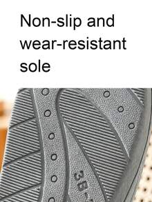 Pantuflas cálidas para hombres para uso en interiores en otoño e invierno, antideslizantes, resistentes al desgaste, pantuflas esponjosas para hombre en invierno [corre un tamaño pequeño], zapatillas de casa con suela gruesa y cálida para hombres y mujeres, pantuflas con forro de felpa adecuadas para otoño/invierno