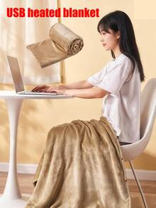 Chăn sưởi điện USB, 3 mức nhiệt độ. Chất liệu vải nhung mềm mại, phù hợp cho mọi mùa, giữ ấm tốt, có thể giặt máy. Thích hợp sử dụng trên ghế sofa, giường hoặc văn phòng. Món quà Giáng sinh hoặc tân gia lý tưởng. Tấm sưởi USB dành cho người lớn, chất liệu nhung mềm mại, thích hợp cho thời tiết mùa đông lạnh giá và nhiều không gian khác nhau. Chăn sưởi, chăn ấm mùa đông. - 100*80cm - Xem 6