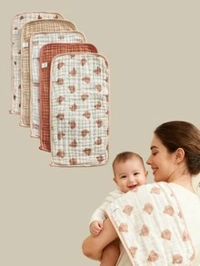 متعدد الألوان