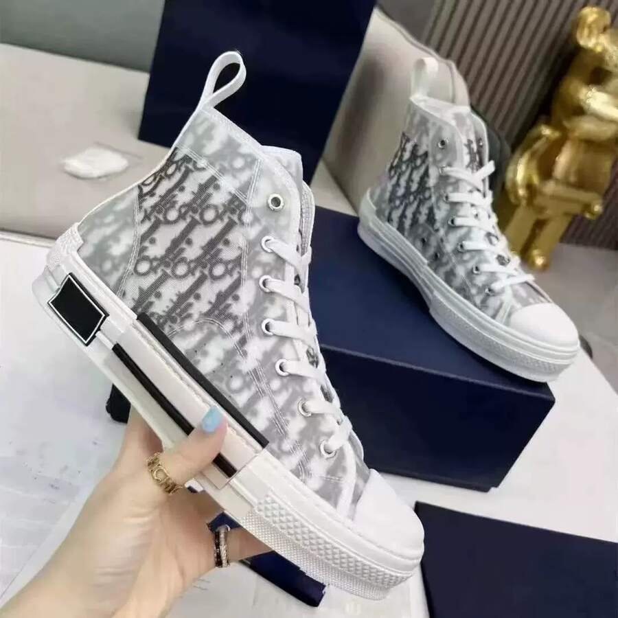 Canvas Sneakers For Women – Lightness For Everyday Life Thanks To Breathable Material, Flat Casual Shoes For Carefree Freedom Of Movement - 灰色 - 查看 1
