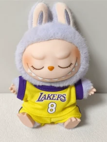 怪兽毛绒湖人队8号球衣短裤娃娃套装，可爱运动装，撞色设计，热门球迷/收藏品，热销展示/礼品，正宗运动风格，篮球赛季必备，展现球队精神，时尚娃娃装 - 黃色8號 - 查看 5