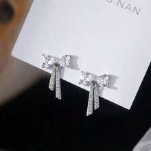 Diseño de celebridad de primera calidad, sensación de alta gama, plata de ley S925, pendientes clásicos de lazo y borla de circonita grande, regalo ideal para familiares, amigos y parejas - Plateado - Ver 7