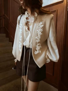 French Elegant Floral Embroidered Knit Vest - Apricot - View 2