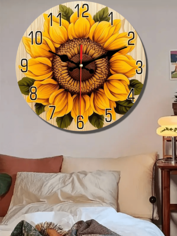 1个10英寸/12英寸静音向日葵挂钟，圆形木质数字显示屏，花卉主题，扁平表圈，电池供电（不含电池），静音运行，适用于卧室、客厅、宿舍、返校季家居装饰