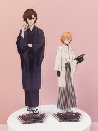 1件动漫《文豪野犬》亚克力立牌 - 可动人偶展示，桌面及家居装饰摆件，情人节礼物，送给朋友的完美生日礼物。