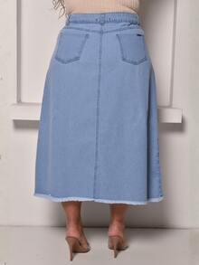 Plus Size Long Skirt With Slit And Pockets - Light Wash - View 3