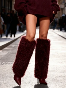 Women's Fuzzy Knee High Christmas Boots Sexy Fashion Faux Fur Side Zipper Boots Pointed Toe Stiletto Heel Casual Versatile Boots Winter Outfit For Women New Year Party Fashionable For Halloween Date Night - 酒紅色 - 查看 7