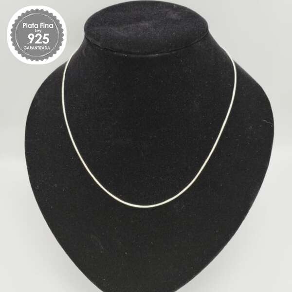 Cadena Hueso de Serpiente en Plata de Ley 925 de 44 cm | Elegante y Brillante