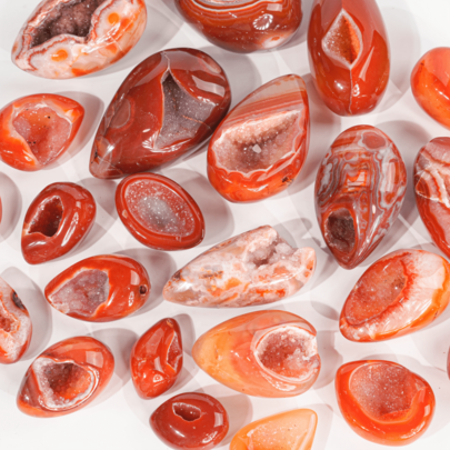 1pc Large Natural Black Obsidian Egg With Sparkling Crystal Cave - Glossy Smooth Exterior & Rough Interior, Volcanic Glass Formation For Home/Office Decor, Jewelry Making, Holiday Gifts (Halloween/Christmas) - Unique Mineral Collector's Item, Stone For Crystal & Meditation, Birthday Party Decoration, Natural Cave With Sparkling Crystal Interior, Decorative Use