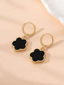 1 Pair Fashionable Metal Four-Leaf Clover Pendant Earrings For Girl - Multicolor - View 2
