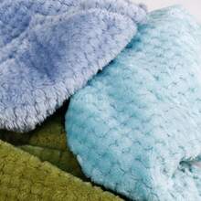 1pc Customizable Pet Embroidered Fleece Blanket, Personalized With Name & Paw Print Embroidery, Warm & Soft For Dog/Puppy Sleep & Daily Use, Suitable For Christmas, New Year, Gifts, Memento Or Comfort Blanket, For Home & Outdoor - Multicolor - View 4