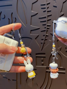 Phiên bản đầu bếp, Móc khóa đầu bếp Miffy & Little Nose – Móc khóa hoạt hình thực phẩm được cấp phép cho chìa khóa & túi xách, Thiết kế đầu bếp chi tiết với tay nghề chất lượng cao, Món quà hoàn hảo cho những người đam mê ẩm thực & anime, Phù hợp cho bé gái & thanh thiếu niên, Tuyệt vời để sử dụng hàng ngày, nấu ăn & nướng bánh, Thêm yếu tố thú vị cho chìa khóa & túi xách của bạn - đầu bếp - Xem 8