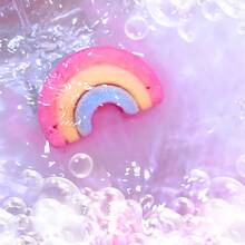 XINSON Bomba de baño de burbujas en forma de arcoiris hidratante y nutritiva con fragancia a plantas y flores. Limpieza profunda. con aroma de vainilla Bomba de Baño Efervescente – Hidratante y Suavizante, Limpieza Profunda con Espuma Rica y Fragancia Floral para una Relajante Experiencia en la Tina - Multicolor - Ver 4