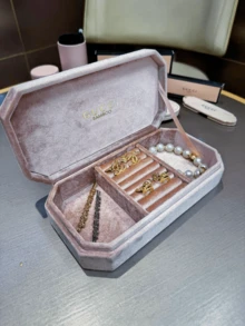 Gucci Champagne Pink Velvet Jewelry Box - Luxury Velvet Lined Organizer With Multiple Compartments 20.5x10.5x4.5cm, Large Capacity Storage Case For Rings, Necklaces, Earrings & Bracelets, Premium Gift For Women - Pink - View 5