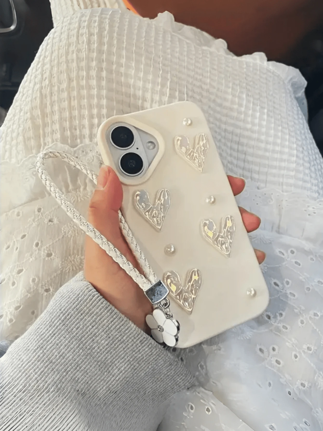 Cute Solid Faux Leather Texture Phone Case (White/Pink) With Laser Cut Heart, Faux Pearl Decor & Detachable Lanyard, Anti-Slip & Shock-Proof - Compatible With Apple 11-17/Pro/Pro Max/Plus, Mate40-60/Pro, P50-70/Pro - Holiday Gift, Best Friend Gift, Christmas Gift