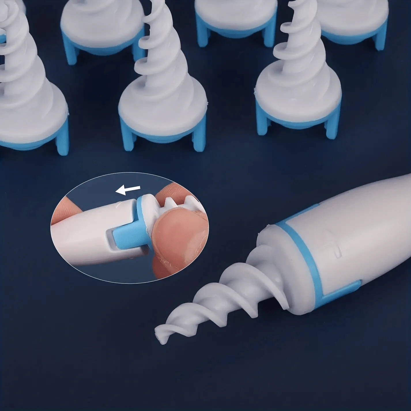 Ear Pick - Made Of High - Quality Material, Such As Soft Silicone Or Durable Stainless Steel, Effectively Removes Earwax And Itches - trắng - Xem 1