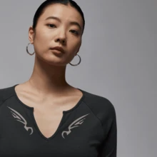 Camiseta de punto de manga larga brillante para mujer Nike Sportswear