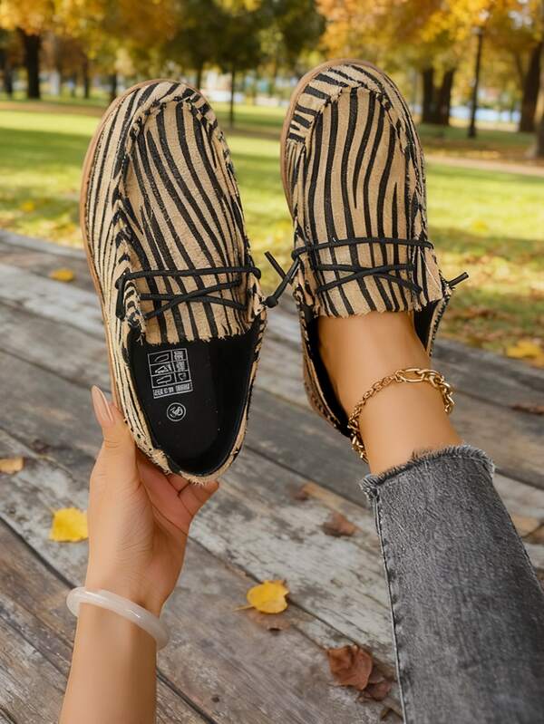 2025 New Women's Low-Top Casual Slip-On Loafers, Versatile Comfortable Casual Shoes For All Seasons