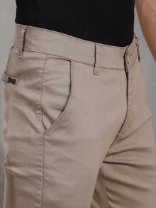 Men's Smart Casual Trousers In Premium Satin Fabric With Tailored Detail And Welt Pockets - 米色 - 查看 5