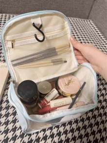 Cinnamoroll Large Capacity Makeup Bag, Light Blue with Star Pattern & Cute Bunny Design, Transparent Front for Quick Access, Durable & Spacious for Travel Essentials, Perfect for Teens & Adults. - 玉桂狗 - 查看 3