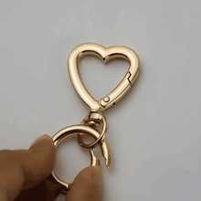 1pc/2pcs/3pcs Rotating Heart-Shaped Keychain Pendant, Zinc Alloy HeartKeyring, Metal Spring Clasp Keychain Accessories For DIY Crafts - Multicolor - View 7