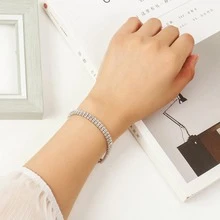 1 件时尚奢华独特 925 银方晶锆石几何方形手链，适合女士，适合婚礼、节日、派对、宴会