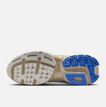 Nike 耐克 V2K 复古跑步鞋，男女通用低帮轻便休闲运动鞋，FZ2622-002 - 淺灰色 - 查看 3