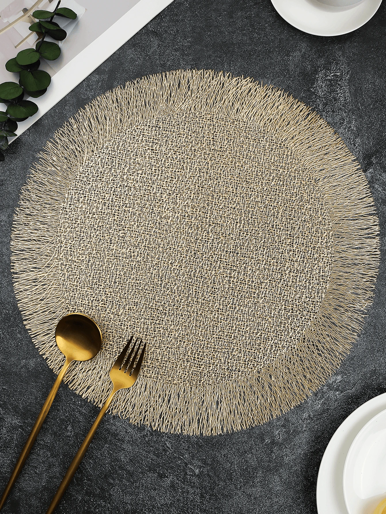 1/2/4/6pcs Gold Round Simple PVC Placemats, Washable, Easy To Clean, Wipe-Clean, Non-Slip, Holiday Wedding Party Dining Table Decor - Multicolor - View 1
