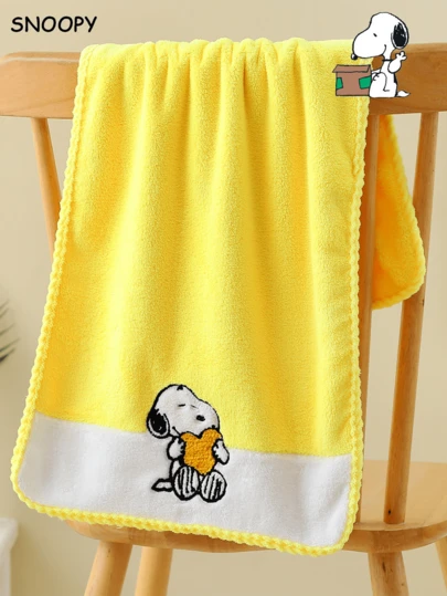 Snoopy Series Towel Yellow Edition 1pc, 75*35cm, Made of Highly Absorbent and Soft Fabric, Skin-Friendly Material, Anti-detachment Weaving, Low Allergenicity, Featuring Cartoon Embroidery Patterns, Sealed Edgeer, Low Allergenicity, Featuring Cartoon Embroidery Patterns, Sealed Edgeer, Softyd Edge, Edgede Edge,sad Edges Colors, Suitable for Children, Adults, Fans of "Peanuts" Comic, Applicable for Use in Bathrooms, Swimming Pools, Travel, Family Use, Beach Outings, After Shower Drying, Comfortable Wrapping