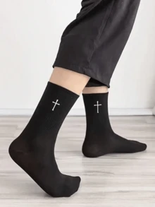 2 Pares de Meias Pretas e Brancas com Estampa de Cruz para Mulheres, Meia-Cano, Impressão de Letras, Versátil para Todas as Estações, Outono
