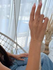 1pc Women's Pearl Chain Finger Ring, Minimalist Fashion Bridal Wedding Hand Decor, Versatile Accessory - Gold - View 2