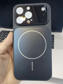 17 风格升级款：原装大窗口磁吸保护壳，兼容 17/16/15/14/13 Air/17 Pro Max – 支持无线充电，磨砂质感