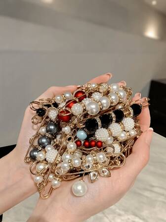 10 st/30 st/50 st säkerhetsnålar i konstpärlor, brosch, kläddekoration, present, multifunktionell midjenål för kvinnor, brosch i flera delar, stora och små modeller, slumpmässigt blandade (förpackningen är endast för fotografering)