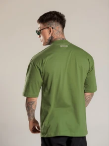 DMUNIZ Basic Premium Knit Oversized Streetwear T-Shirt With High Neck And Chest Print - Màu xanh lá cây đậm - Xem 2