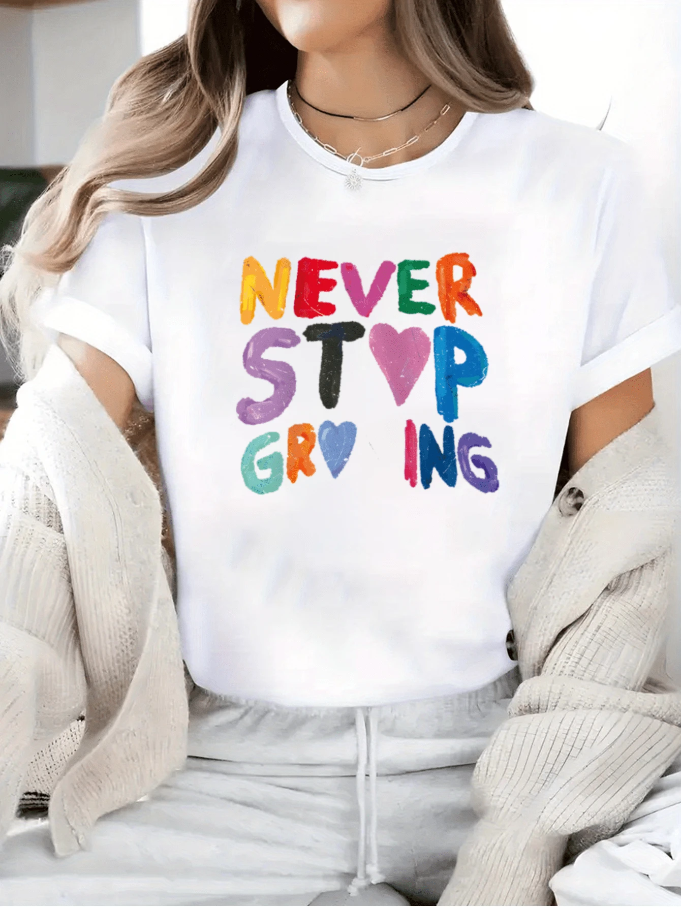 Camiseta de letra colorida Never Stop Growing, Camiseta casual de manga corta de algodón puro y suave, 220 gramos por metro cuadrado - Blanco - Ver 1