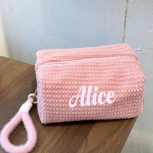 定制款粉白毛绒化妆包/洗漱包，可定制姓名/首字母，特别适合作为圣诞礼物、婚礼伴娘礼物，便携大容量，旅行收纳神器 - 彩色 - 查看 5