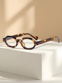 Un nuevo par de gafas ovaladas de montura pequeña, portátiles y para uso al aire libre, de estilo hongkonés, de alta gama, adecuadas para el trabajo de oficina, el uso de computadoras, teléfonos móviles y para e-sports. - transparente - Ver 2