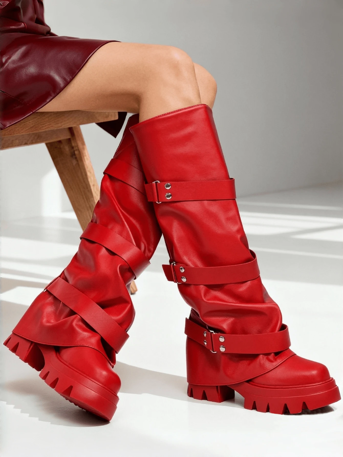 Punk Women's Combat Boots Knee High Round Toe Straps Pull On Wide Calf Pleated Loose Thick Sole Motorcycle Boots Outdoors Cosplay Dressy Slouchy Long Boots - Đỏ - Xem 1