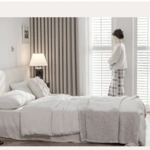 2 piezas Cortinas de chenilla multicolor de doble cara con anillas para barra, 140cm * 240 cm. Totalmente opacas y con protección de la intimidad + Aislamiento acústico y térmico + Resistentes a las arrugas y duraderas. Adecuadas para dormitorios y salones. Versátiles y suaves, con una textura atemporal. - Beis - Ver 4