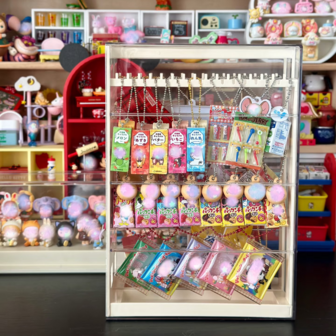 1pc Cartoon Anime Character Key Chain Bag Charm,Necklaces, Bracelets,Bangles, And Accessories Jewelry Display Rack And Display Box, For Anime Figures, Bag Charm, Collectible Storage Rack & Shelf,Easy Install For Home And Retail Use