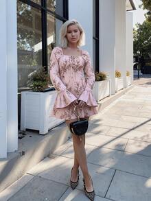 Women's Fashion Bohemian Style Square Neck Mini Skirt, Made Of Comfortable Woven Fabric, Decorated With Pink Floral Print, Long Ruffle Sleeves, Tie Accent Details And Flared A-Line Hem