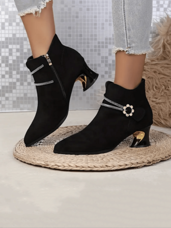 Moderiktiga damstövlar för höst/vinter, eleganta högklackade stövlar, bekväma lågklackade varma stövlar, spetsiga högklackade skor med strass och metallspänne, lämpliga för bankett, vardagsbruk