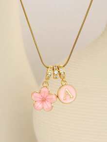 1 Pc Cute Popular Pink Lucky Five-Leaf Flower A-Z 26 English Initials Double Pendant Stainless Steel Gold Necklace Clavicle Chain For Kids Daily Street Party Wear For Family Birthday / Christmas Valentine's Day Exquisite Gift