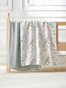 متعدد الألوان