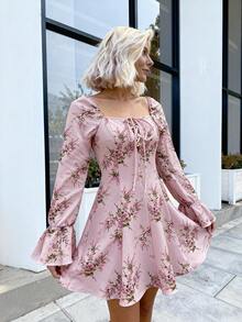 Women's Fashion Bohemian Style Square Neck Mini Skirt, Made Of Comfortable Woven Fabric, Decorated With Pink Floral Print, Long Ruffle Sleeves, Tie Accent Details And Flared A-Line Hem