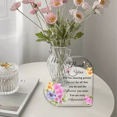 1pc Acrylic Heart-Shaped Mini Hanging Decor, 10 X 10cm, Printed With Heartfelt Gratitude Message In English. Suitable For Birthday Celebration, Singles Party, Holiday Gathering, Gift Giving, Gifts For Girls, Birthday Gifts, Team Appreciation Gifts, And Valentine's Day Gifts.
