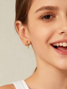 Artepollo 925 Sterling Silver Zirconia Stud Earrings For Women, 14K Gold Plated Black Zirconia Minimalist Earrings, Hypoallergenic, Non-Fading, Lightweight, Daily Jewelry, Gift Box Packaging, Birthday Gift