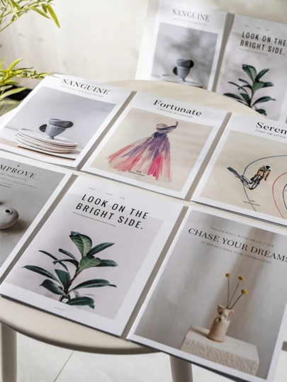 一套极简英文杂志拍摄背景，包含极简英文书籍、实物拍摄道具、街头风格装饰，适用于食品、珠宝、化妆品摄影背景。