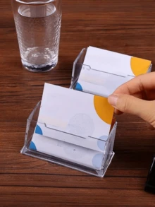 1/3个亚克力名片夹，高品质轻巧耐用简约设计，适合办公室和家庭使用，是送给专业人士和学生的完美礼物 - 加厚创意透明桌面收纳前台名片夹（颜色和款式随机）